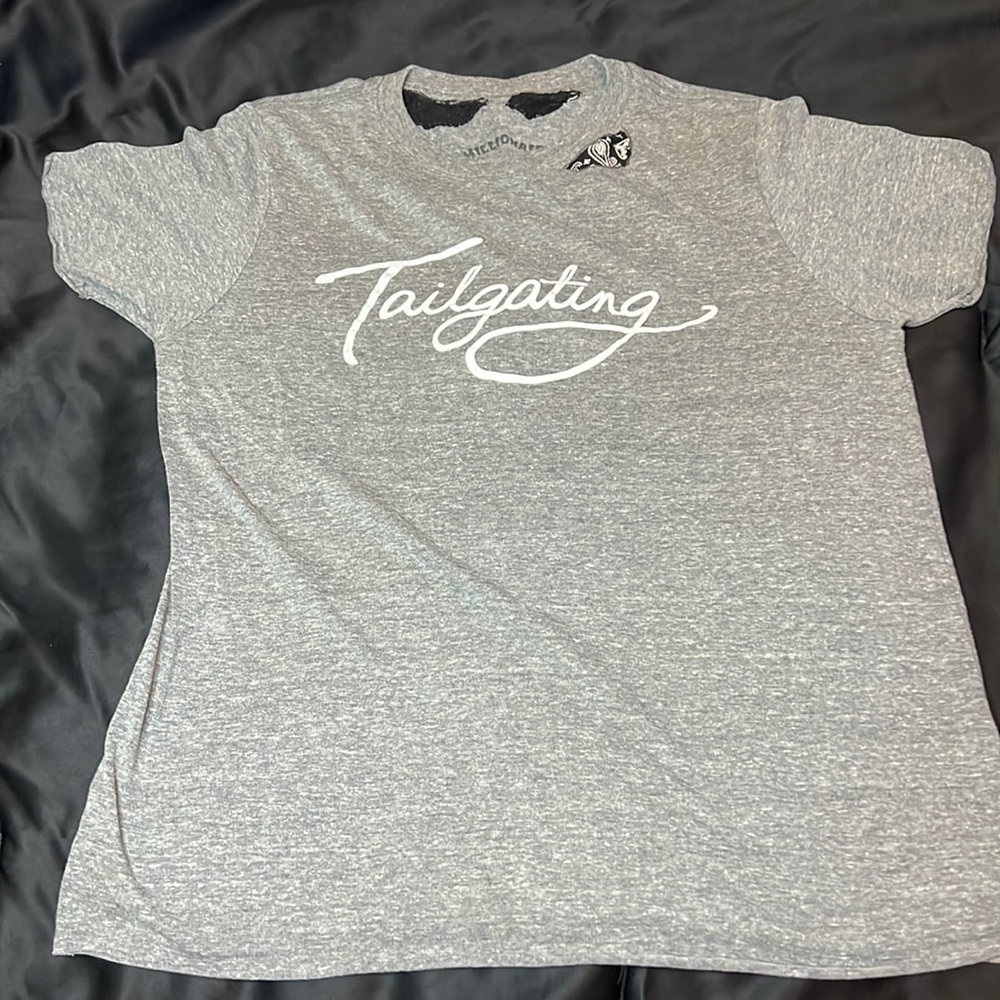 Chillionaire Tailgating bandana t shirt